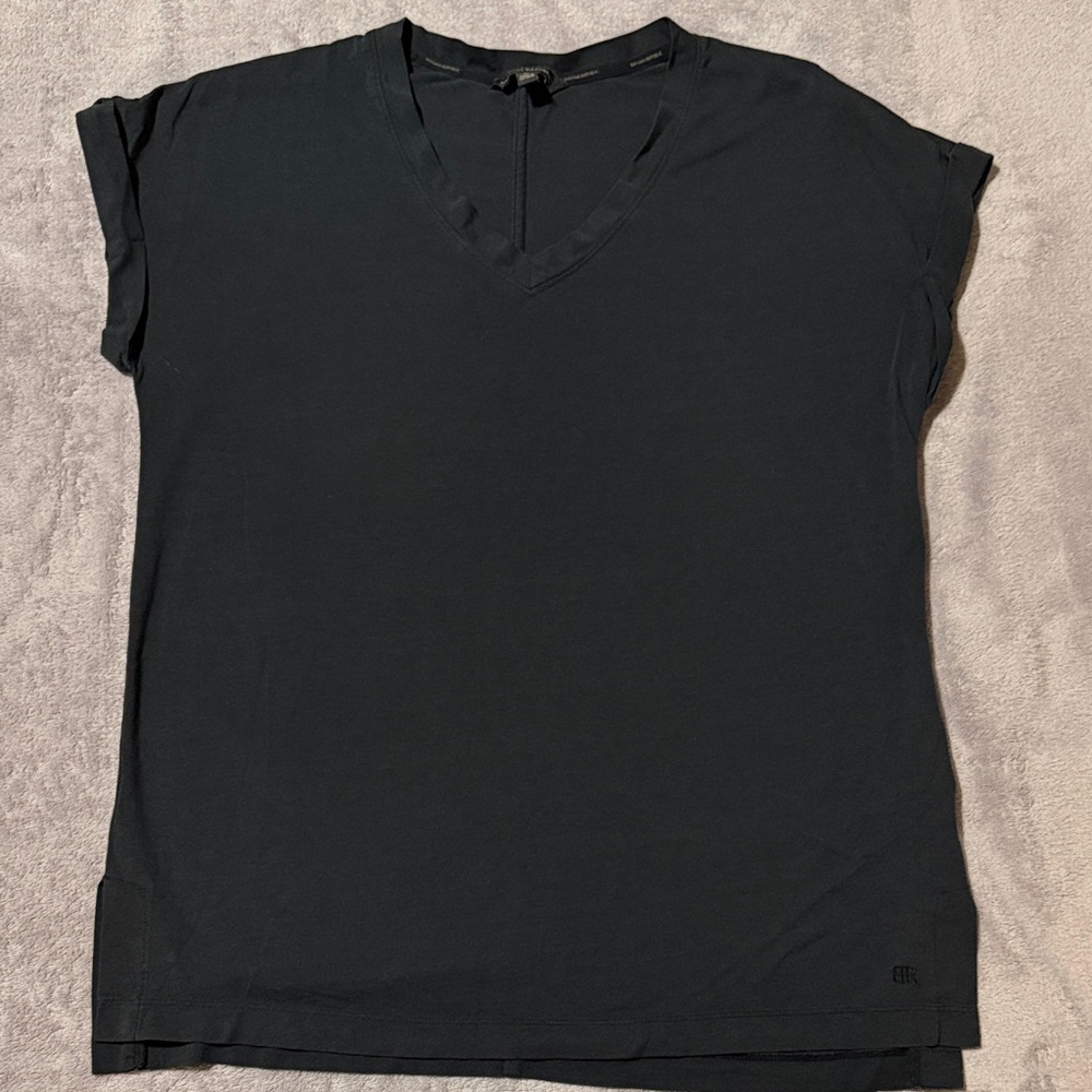 Banana Republic Black V-Neck Short Sleeve Tee